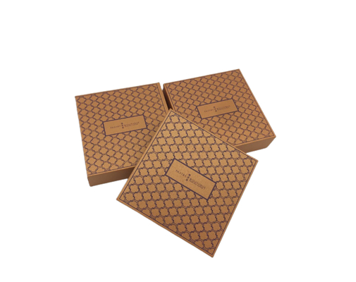 Exclusivo projete Logo Clothing Luxury Gift Box com fita