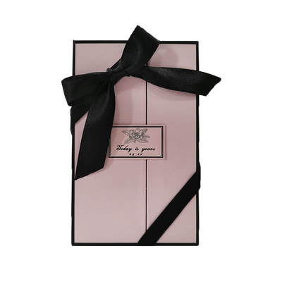 Fragrância luxuosa de empacotamento da caixa de presente da garrafa de perfume que envolve o cartão