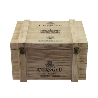 O grande uísque personalizou a laminação lustrosa da caixa de madeira do vinho
